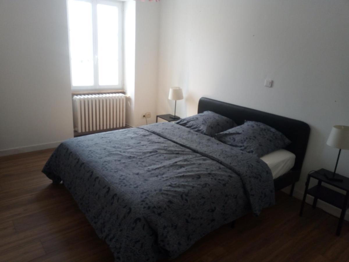 Gite A La Ferme Le Rousset 外观 照片